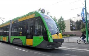 Rok temu "Tydzień bez samochodu". Teraz 1 dzień bezpłatnej komunikacji
